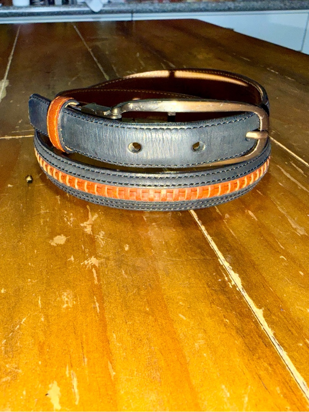 Women’s Tommy Bahama Two-Tone Black and Brown Leather Belt. size Small